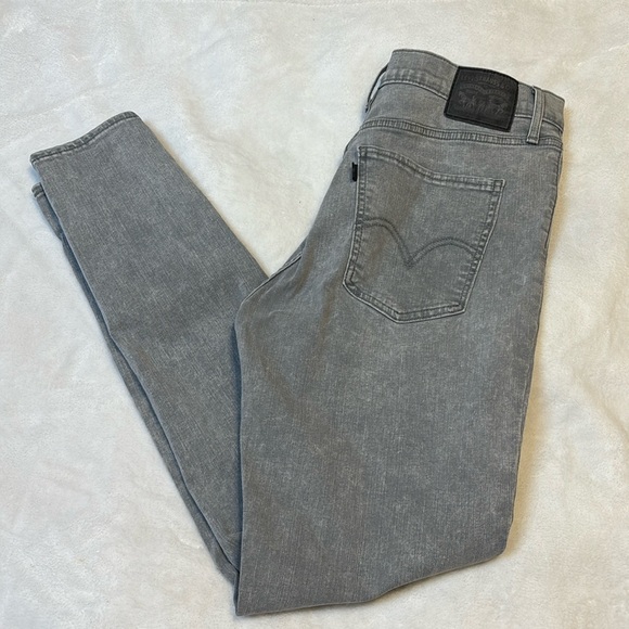Levi's Denim - Levi’s Women’s Gray Wash Mile High Super Skinny 31